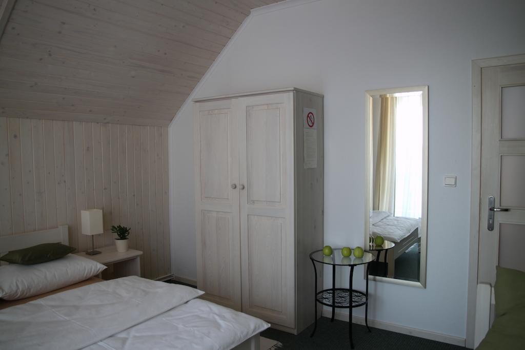 Libra Apartment Mikolajki  Room photo